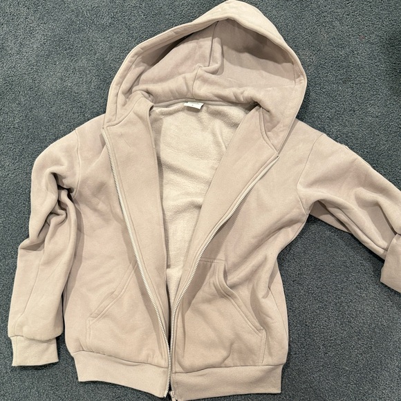 COMFRT ZIP UP HOODIE- Quality, thick material, soft - Picture 3 of 6